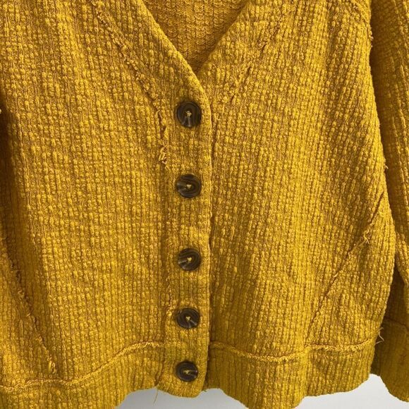Two By Vince Camuto Goldenrod Cardigan Sweater Medium - Picture 7 of 10